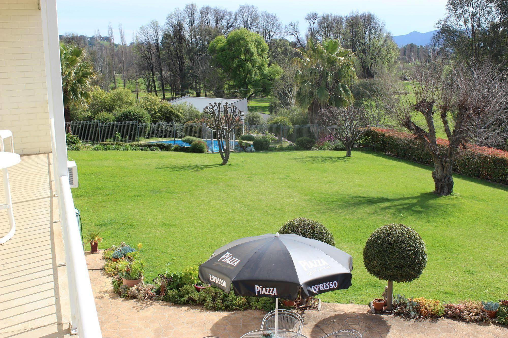 Harriet House Tumut Exterior foto